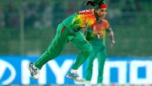 woman-cricket-3